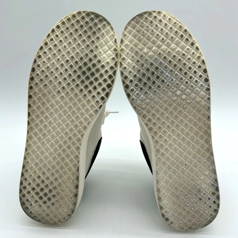 Steve Madden White and Black Size 8? Platform Sneakers Support Lifestyle